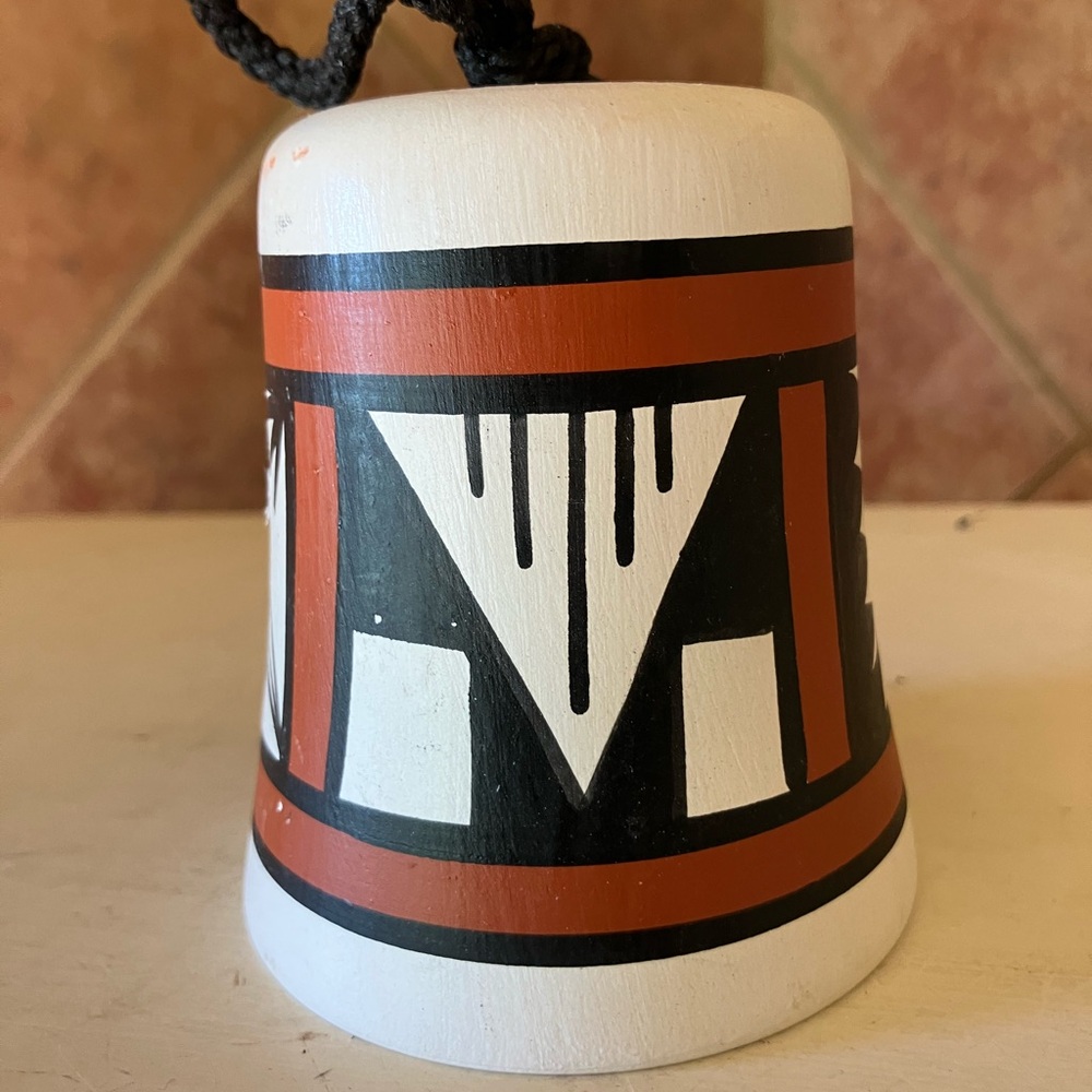 Native American Pottery Thunderbird Bell - Picture 7 of 7